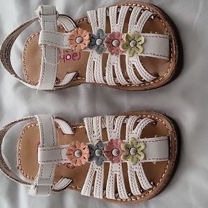 Infant girl size 5 sandals